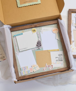 Combo khung hình trang trí 30x30cm (gồm đèn, gói quà, miễn phí thay đổi sticker)