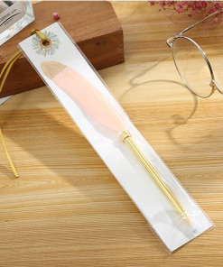 Alternative view of Viết bi lông vũ