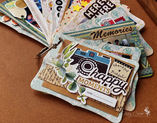Mini Album Happy Moment có dán ảnh